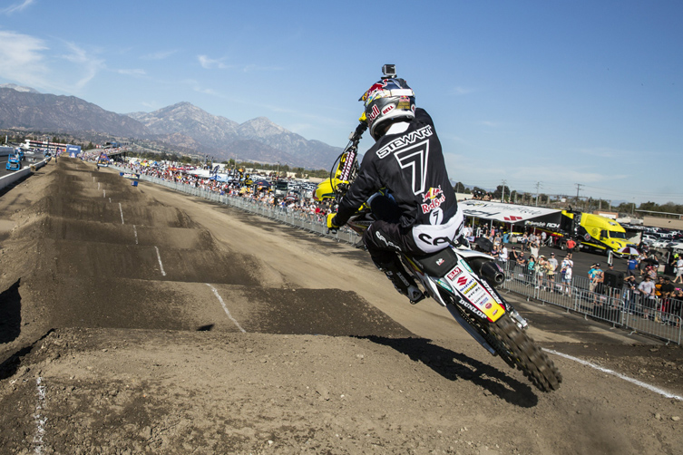 Strayht Rithem Highlights: Red Bull Straight Rhythm - Transmoto