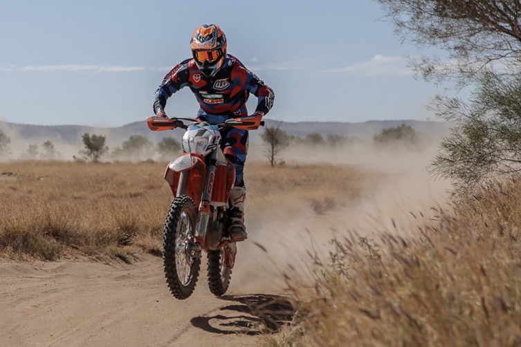 Toby Price wins fourth Finke - Transmoto