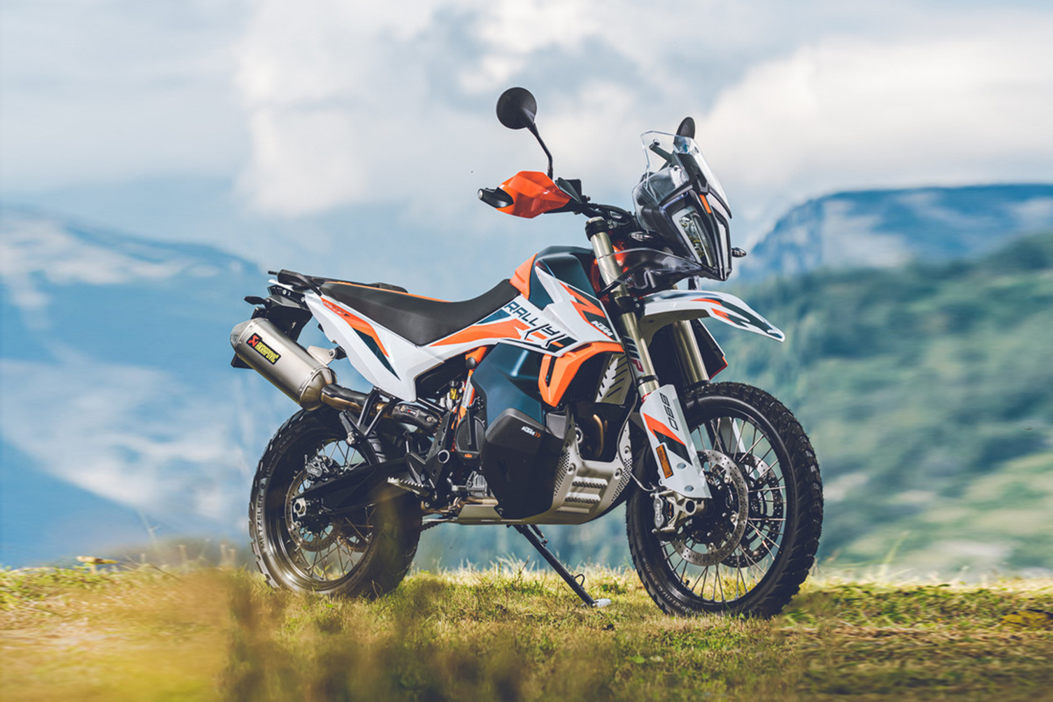 KTM’s Special Edition 890 Adv R Rally Sold Out! Transmoto
