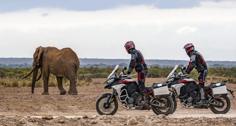 Ducati-Rally-Wear-Riding-