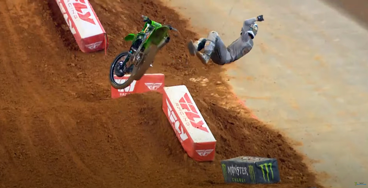 Video: Austin Forkner's Violent Crash - Transmoto