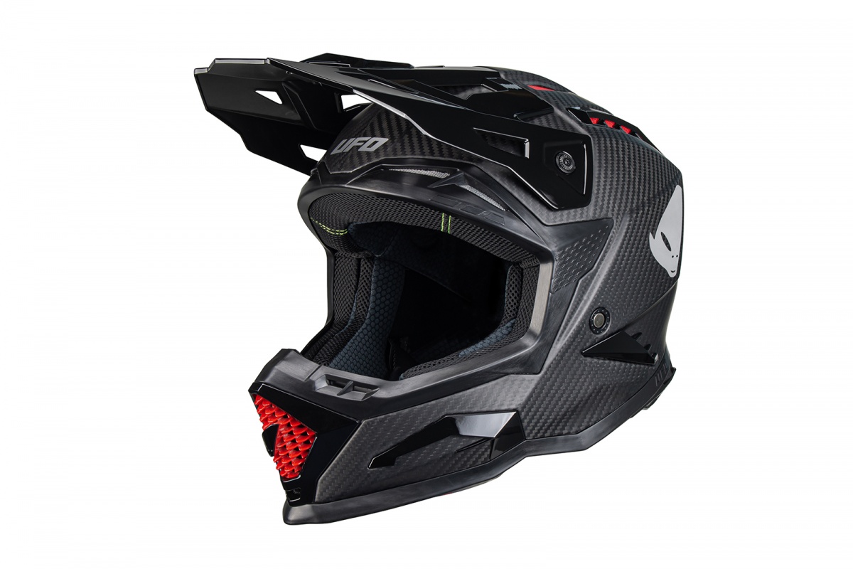 PRODUCT SPOTLIGHT: UFO ECHUS CARBON HELMET - Transmoto