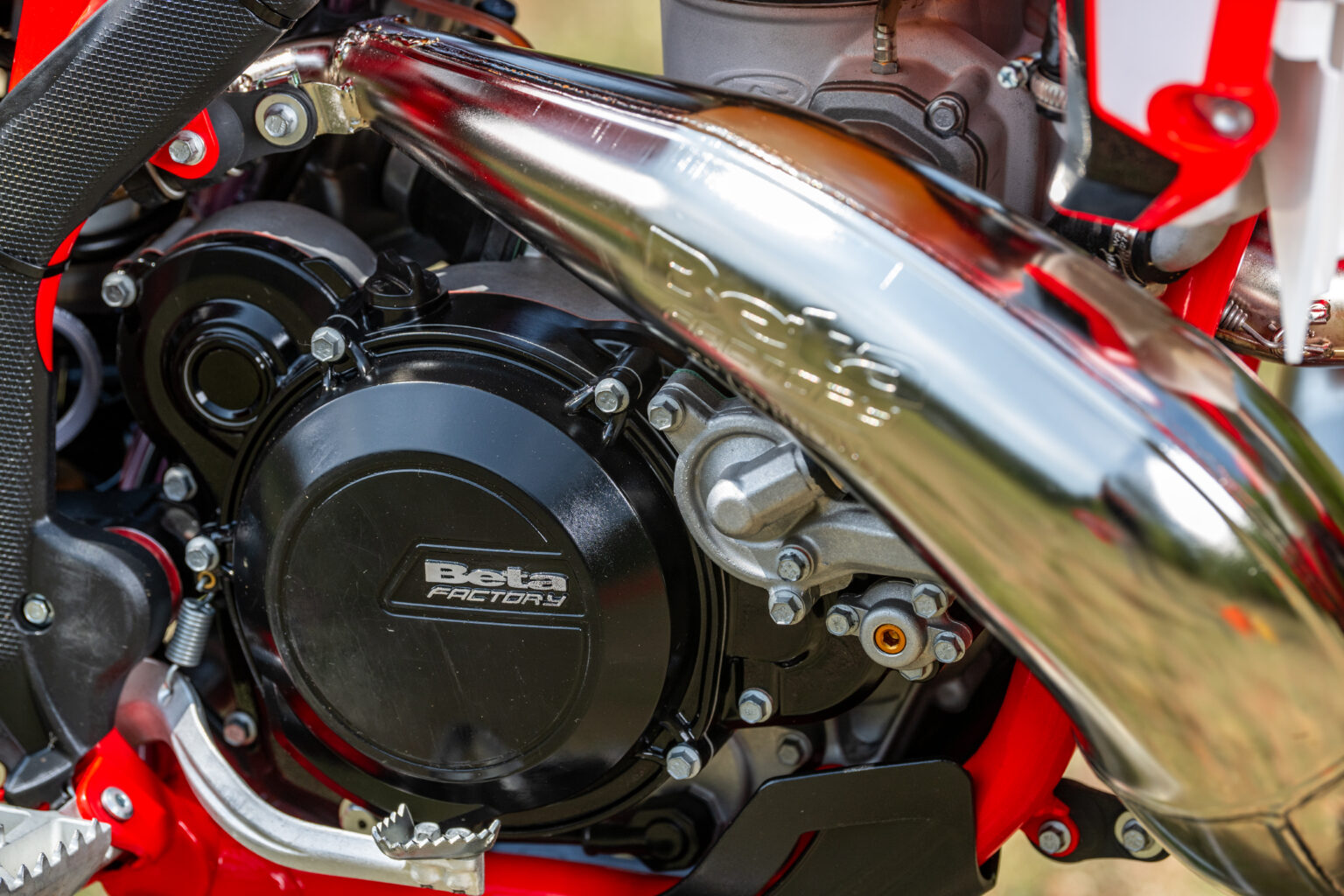 BETA’S 300CC 2T ENGINE: WHY IT’S SUCH A GEM - Transmoto