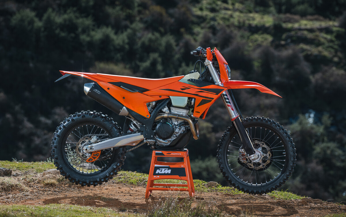 FIRST LOOK: 2025 KTM EXC RANGE - Transmoto