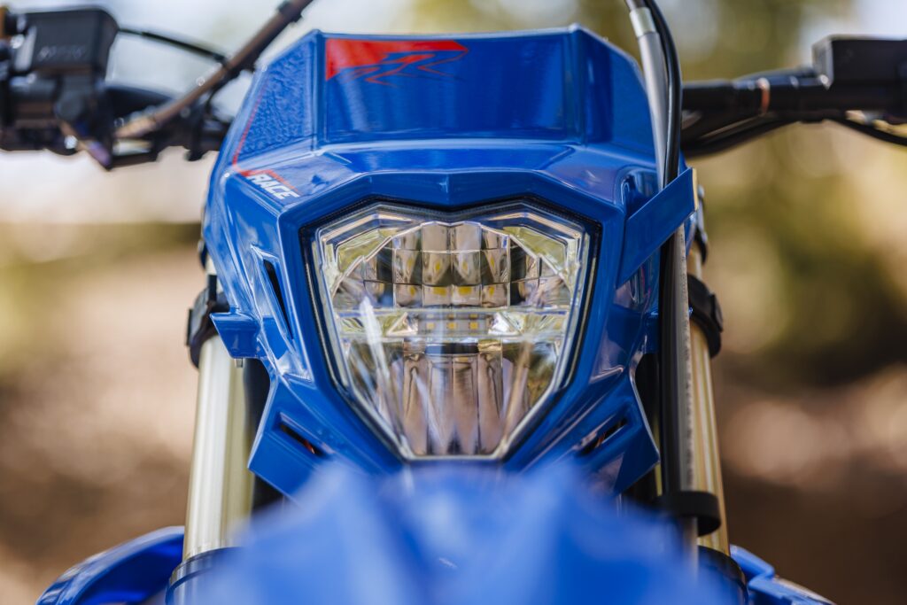 LED headlight and shroud on a Beta 2027 RR race model.