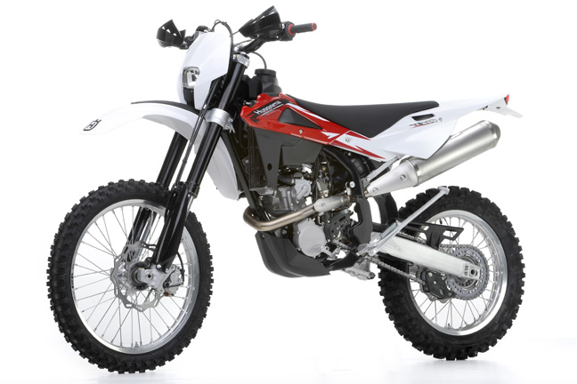 First look at 2012 Husqvarna enduro range - Transmoto